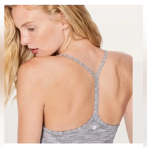 Lululemon tank top size small S - Picture 2 of 6
